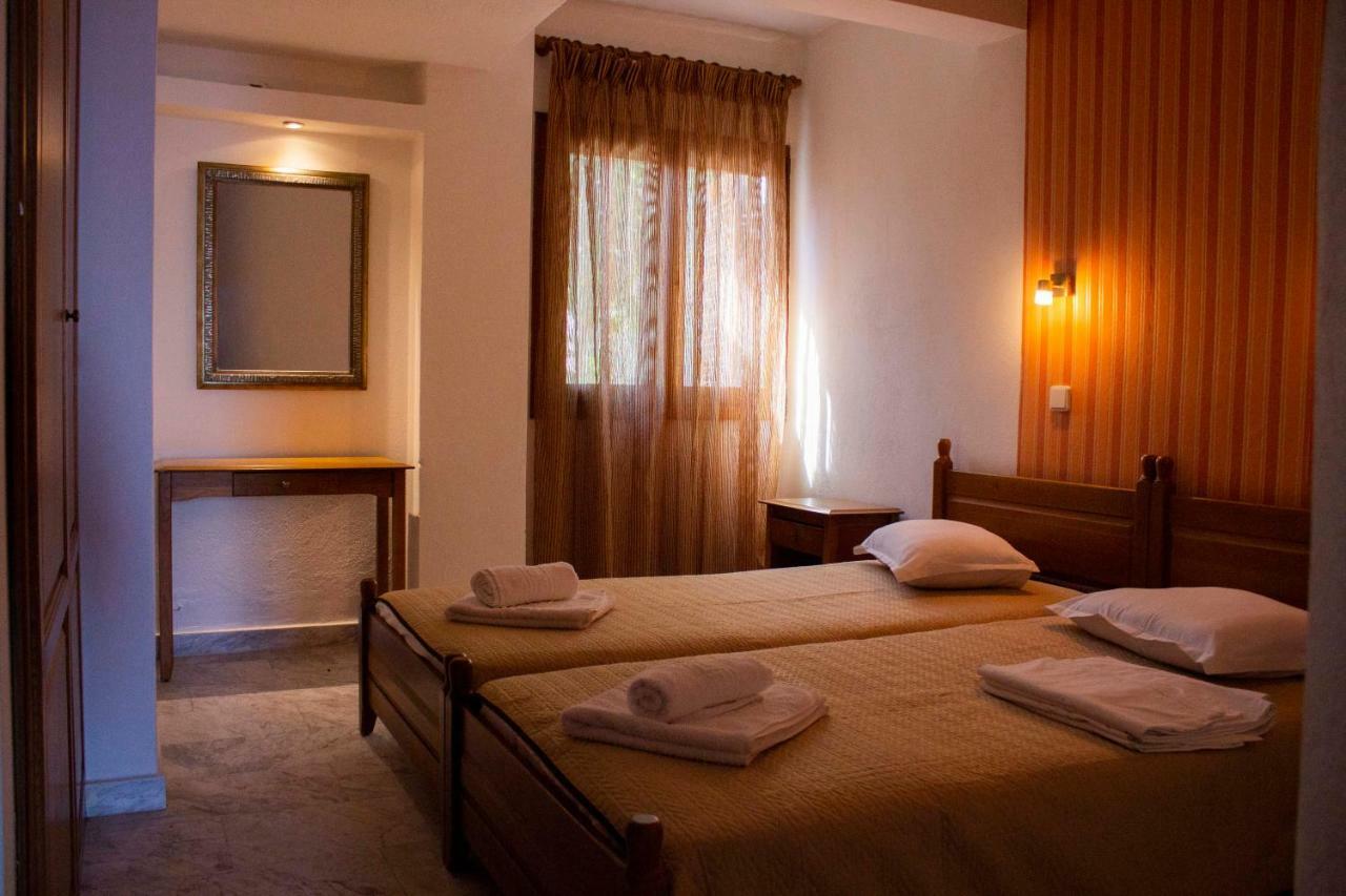 Zephyros Aparthotel โปไลโครโน ภายนอก รูปภาพ