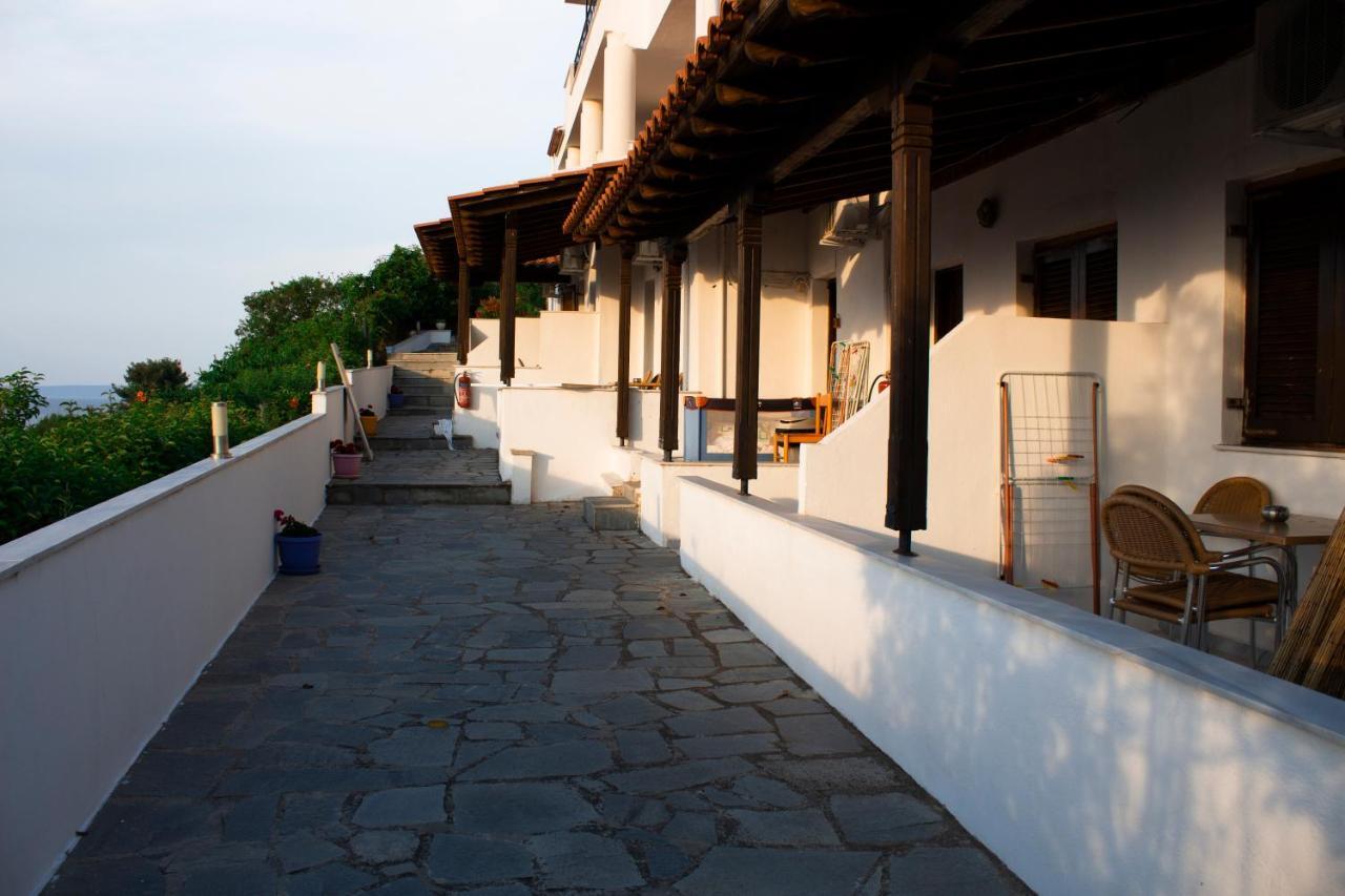 Zephyros Aparthotel โปไลโครโน ภายนอก รูปภาพ
